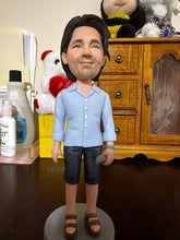 画像をギャラリービューアに読み込む, Custom Bobbleheads Fully Body Customizable 1 Person  With Engraved Text
